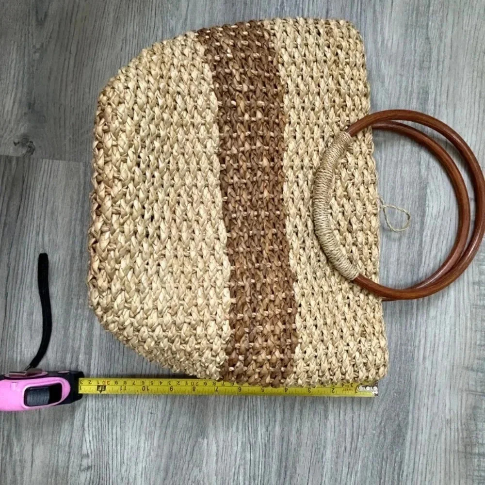 Como Woven Handbag - Picture 8 of 9